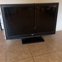Used RCA tv