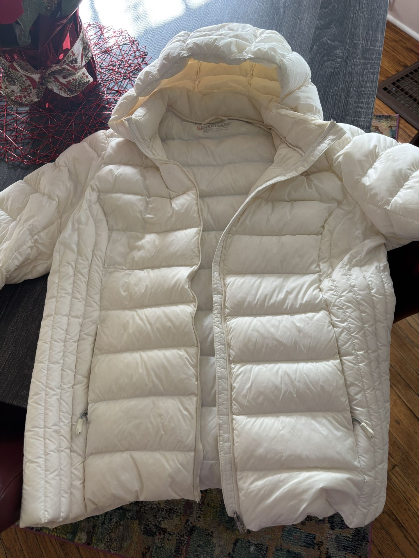 Ladies Winter Coat - White Puffer Size XL
