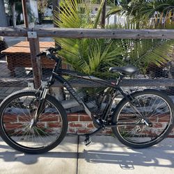 Specialized Mountain Bike Size M 