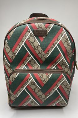Gucci GG Supreme Chevron Canvas Backpack