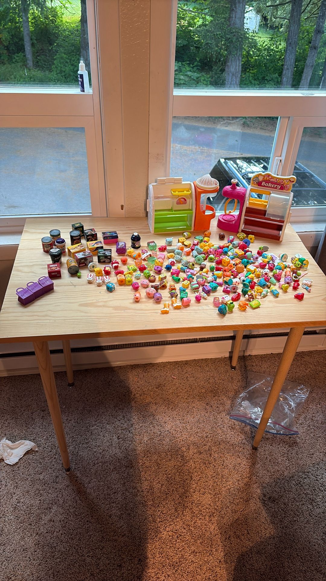 TONS of Shopkins