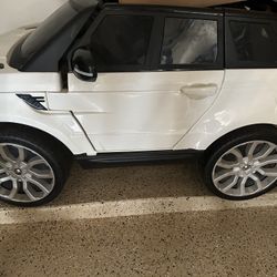 KIDS RANGE ROVER CAR 