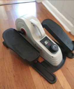 Sunny Health & Fitness Magnetic Under Desk Elliptical Peddler Exerciser w Free SunnyFit