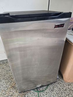 Fire Magic Outdoor Refrigerator