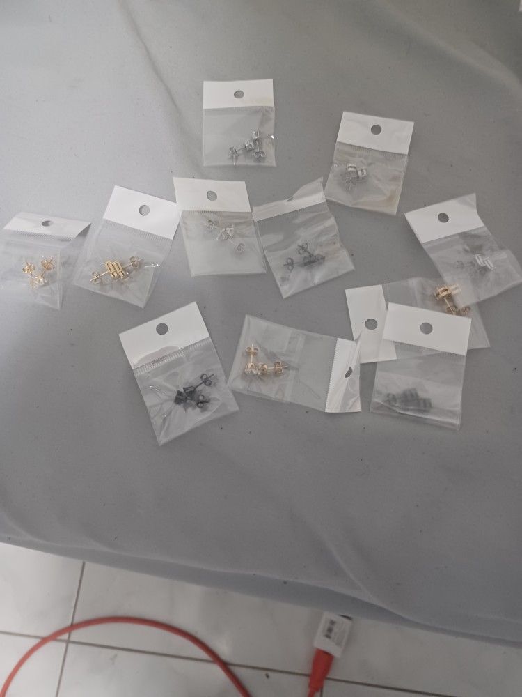 Different Ear Rings.