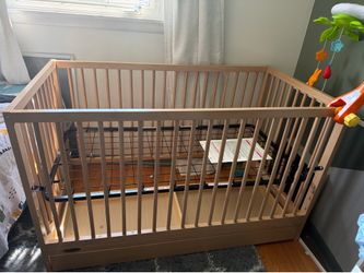 Baby crib