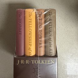 THE HOBBIT AND THE LORD OF THE RINGS - DELUXE POCKET BOX SET SEALED