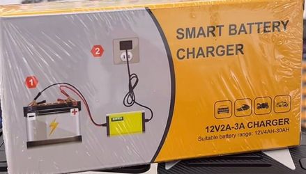 Brand New 12V Smart Car & Motorcycle Battery Charger / Maintainer