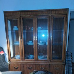 Beautiful Cabinet For Fine Collectables 