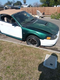 Gt new edge mustang