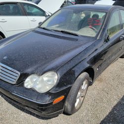 2007 Mercedes C280 PARTS @U-Pull Auto Parts DD3020