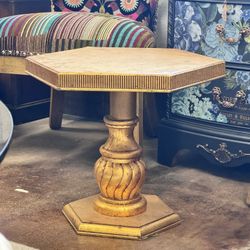Neo Classical Small Pedestal Table Or Plant Stand