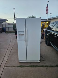 Side by Side Refrigerator