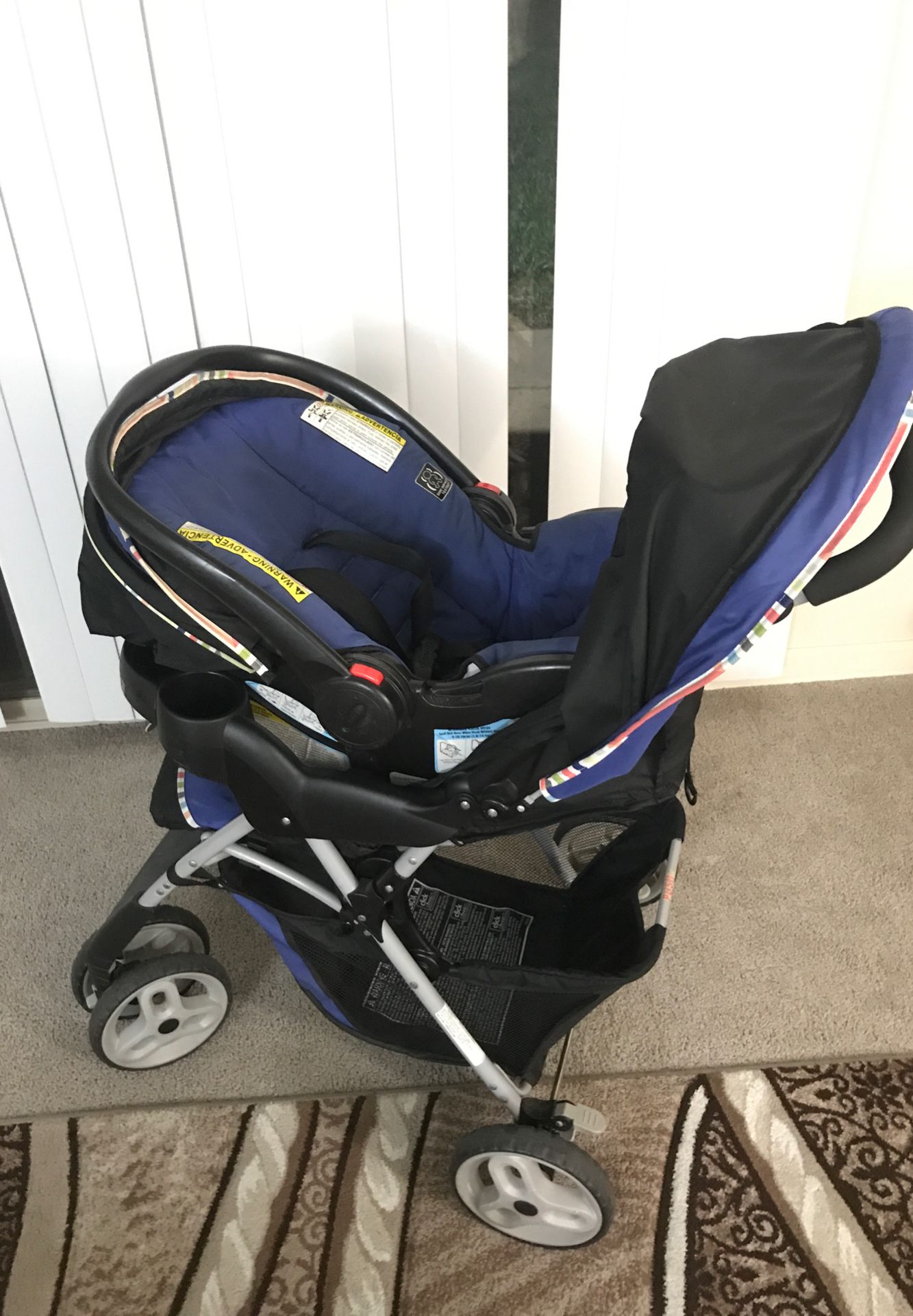 Graco Comfy Cruiser Click Connect Stroller Travel System, with SnugRide ClickConnect 30 Infant Car Seat with base