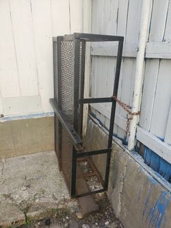 Rear hitch cargo rack