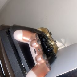 PS4 Pro And Controllers 