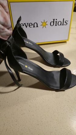 BLACK HEALS SIZE 11