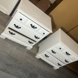 Set of white nightstands wooden piece needs to be glued
