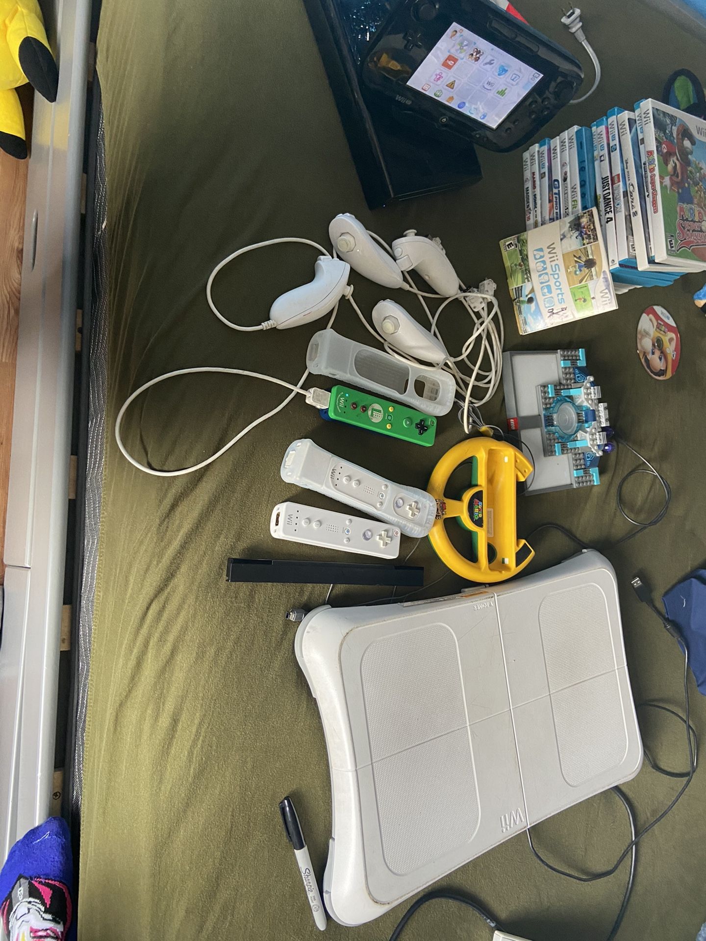 Wiiu console, games and accessories