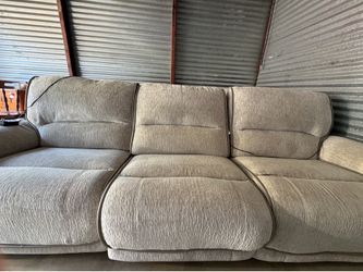 Couch - Reclining Sectional