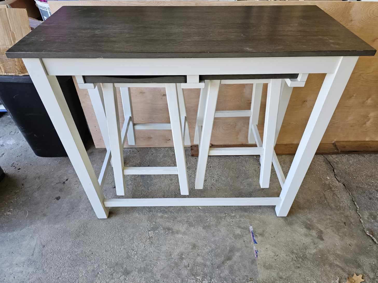 Counter Height Table With Two Stools 