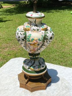 Antique Table Lamp marke Italy under base