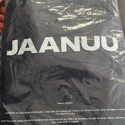 Jannuu Scrubs