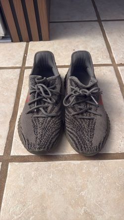 Yeezy size 8.5