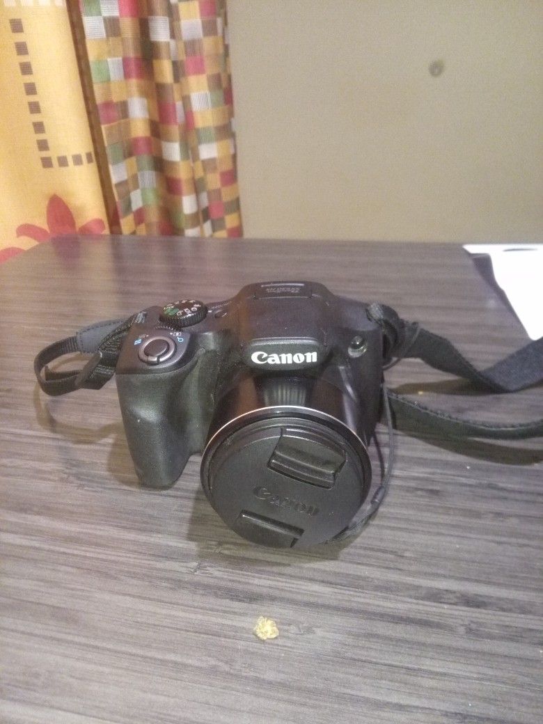 Canon PowerShot SX530 HS 50x Optical Zoom Compact Camera