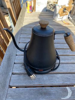 Hot water boiler