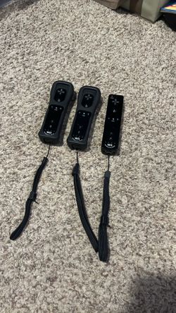 Nintendo Wii Motion Plus Controllers