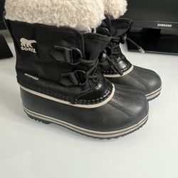 Sorel Kids Boots Size 13 