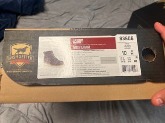 Red wings sz 10 Men brand new