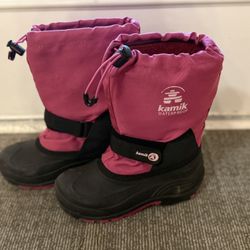 Kamik Snobuster1 Kids Snow Boot Kamik Snobuster1 Kids Snow Boot - Waterproof Kids Snow Boots - Adjustable Collar & Removable Insulated Liner