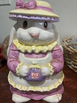 Bunny cookie jar