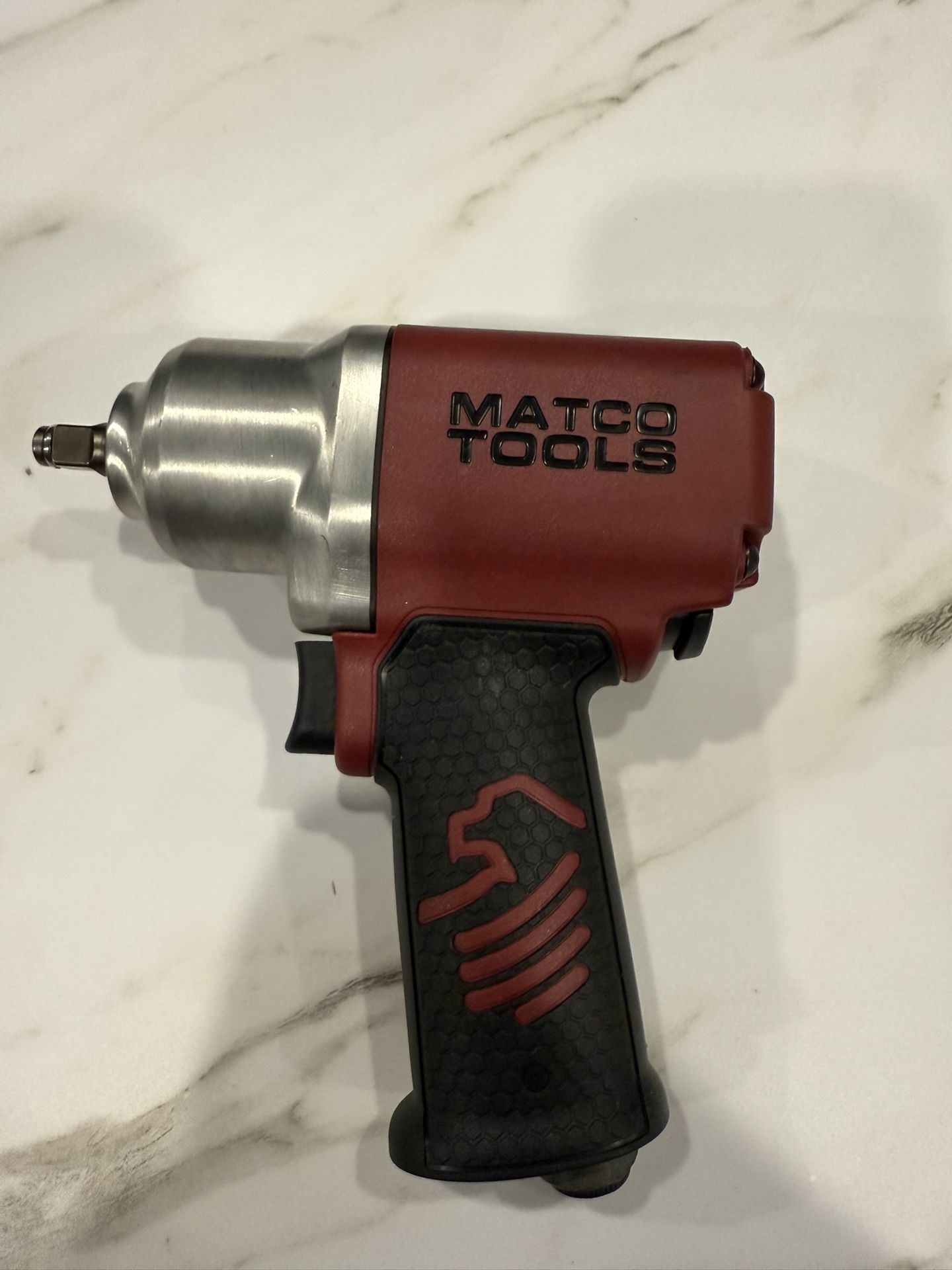 MATCO Tools MT2220 3/8” Drive Pneumatic Impact Wrench