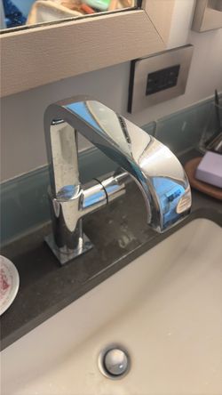 Grogue faucet