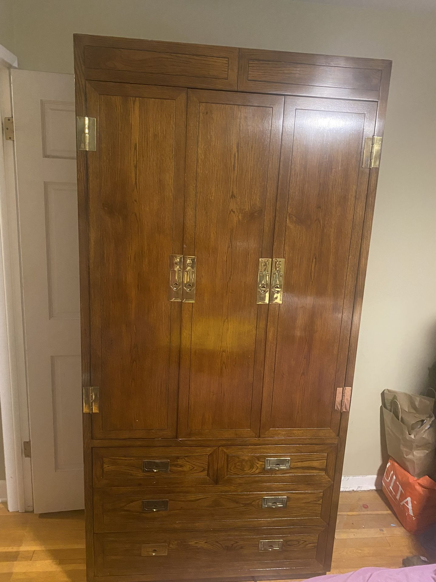 California King 7 Peice Bedroom Set