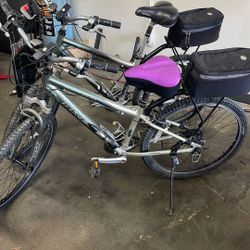 Trek Navigator 200 Bikes – Pair for Sale (Fully Equipped, Ready to Ride)