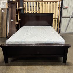 Queen Bed $280