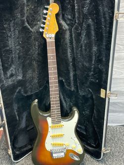 Fender Stratocaster Electric Guitar (MIJ, E606755) | w/ Hard Case | 6-String (A1D015320)