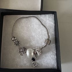 Bracelet With Gift Box 