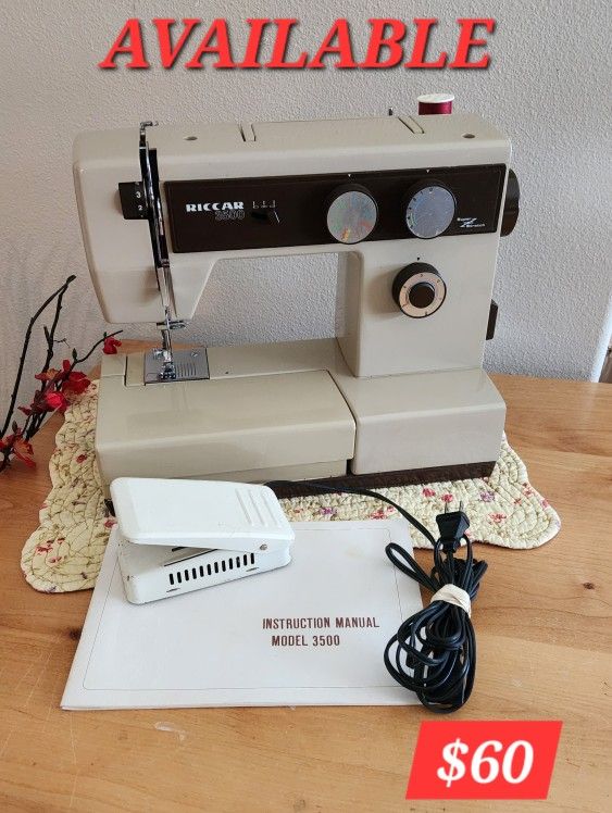 RICCAR SEWING MACHINE  ( USED  )