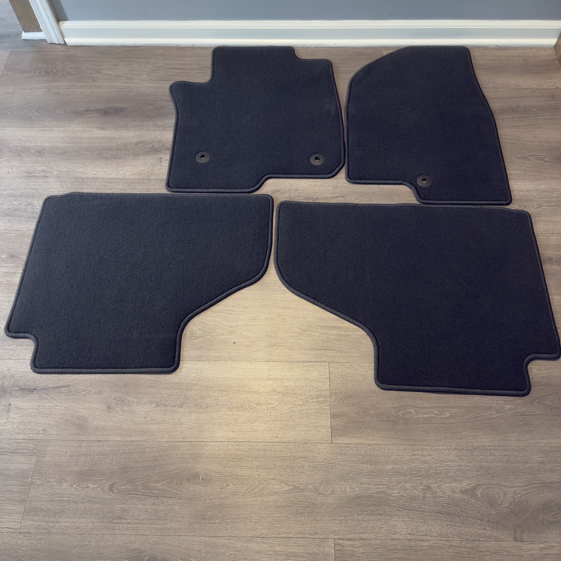 2025 GMC Yukon elevation original floor mat