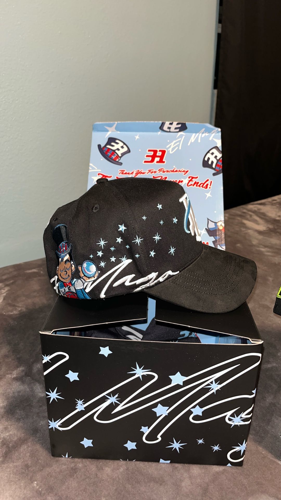 Thirty One Magico Collab