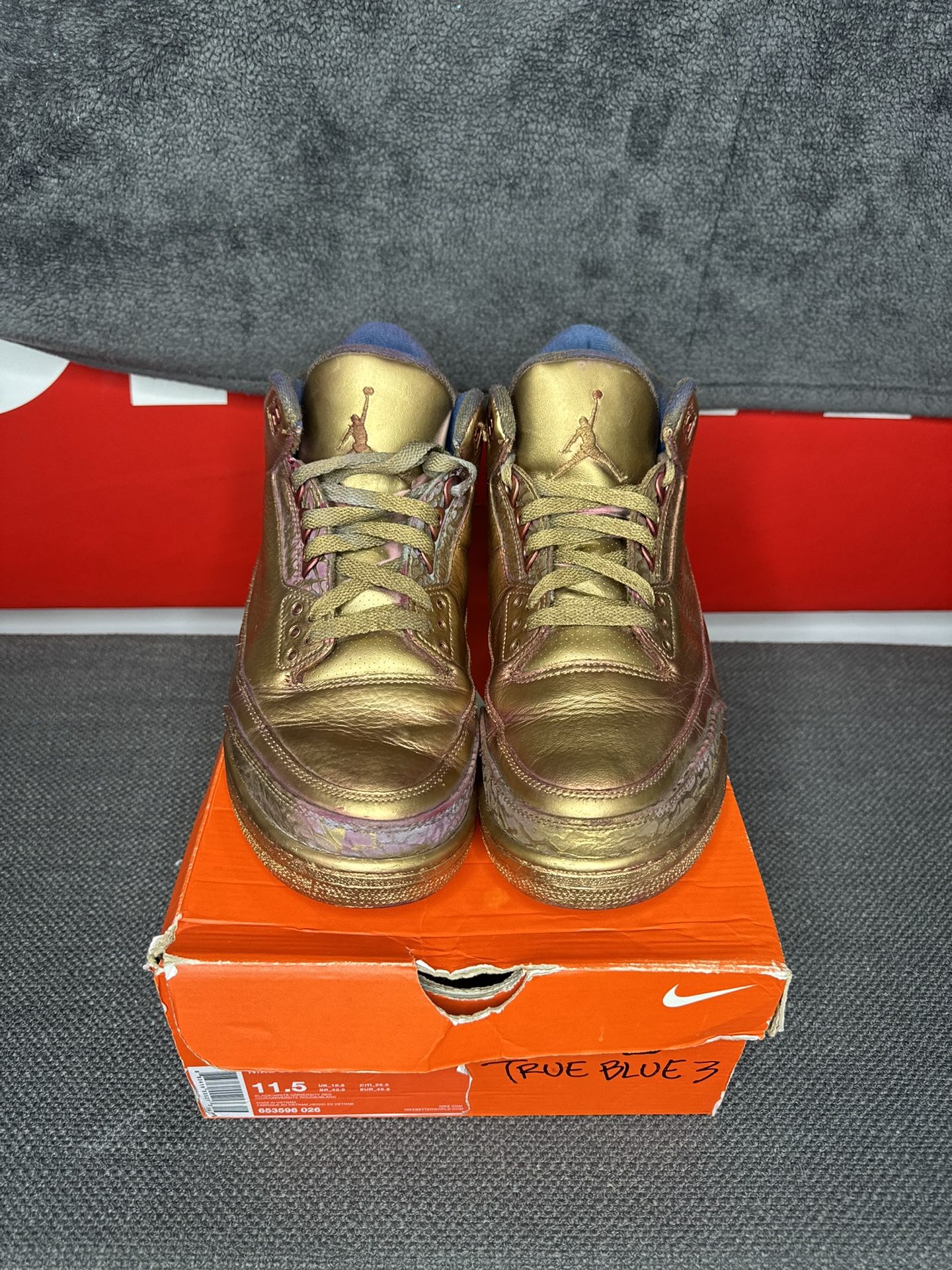 Air Jordan 3 Size 11 NEED GONE $24