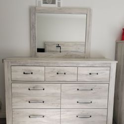 Ashley Furniture Wardrobe (9 drawers) + mirror