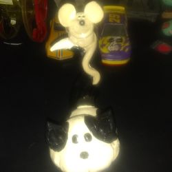 Pence Pets Cat With a Mouse On The Tail In Great Condition