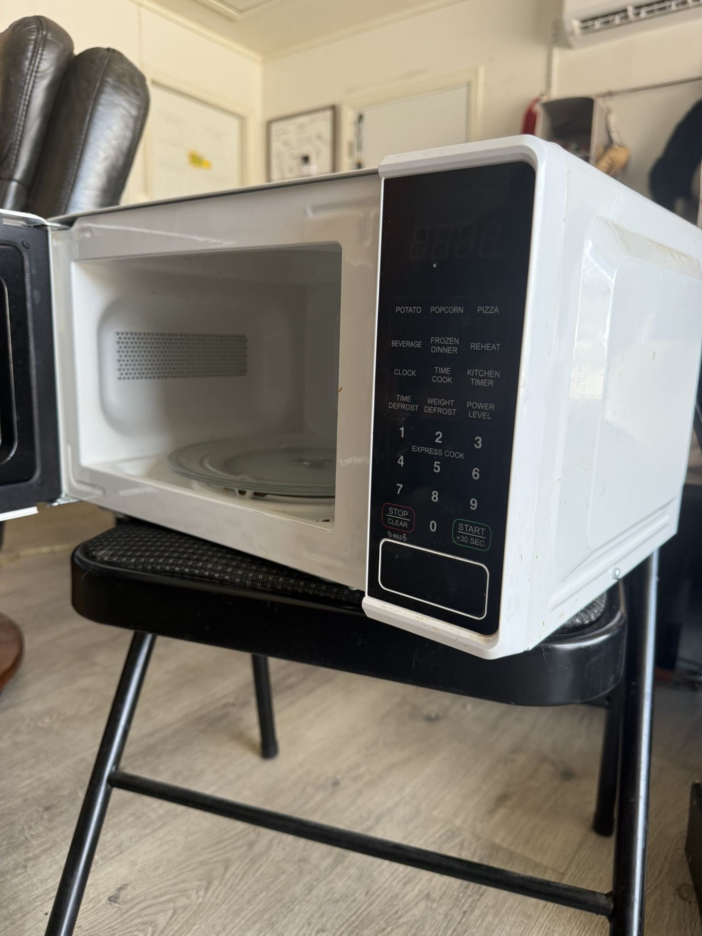 Microwave