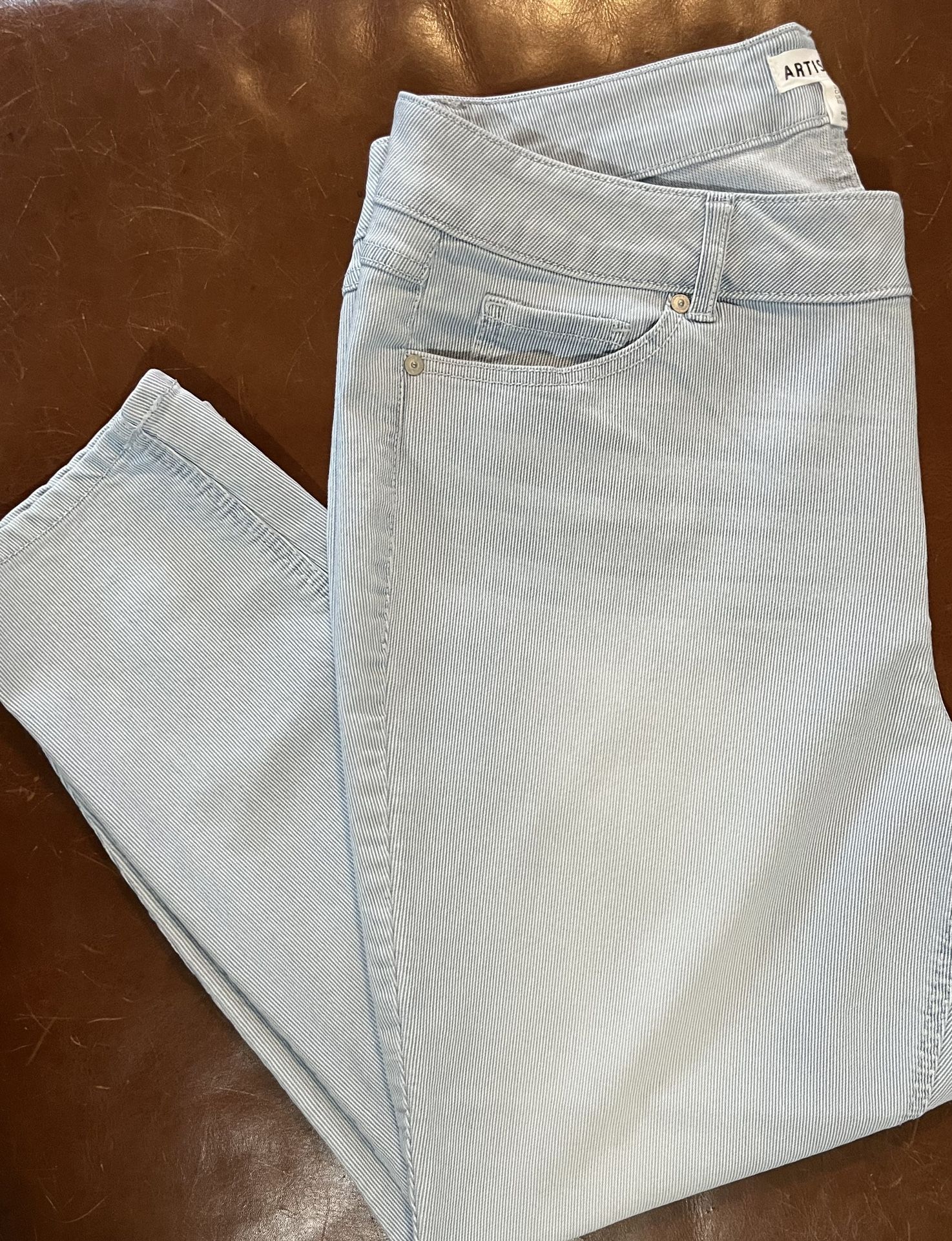 Women's 16 ARTISAN NY Stretch Skinny Blue Pinstripe Jeans Pants Cropped Ankle 1X XL